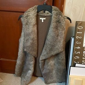 Fur vest